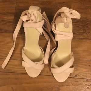 Shoes size 7